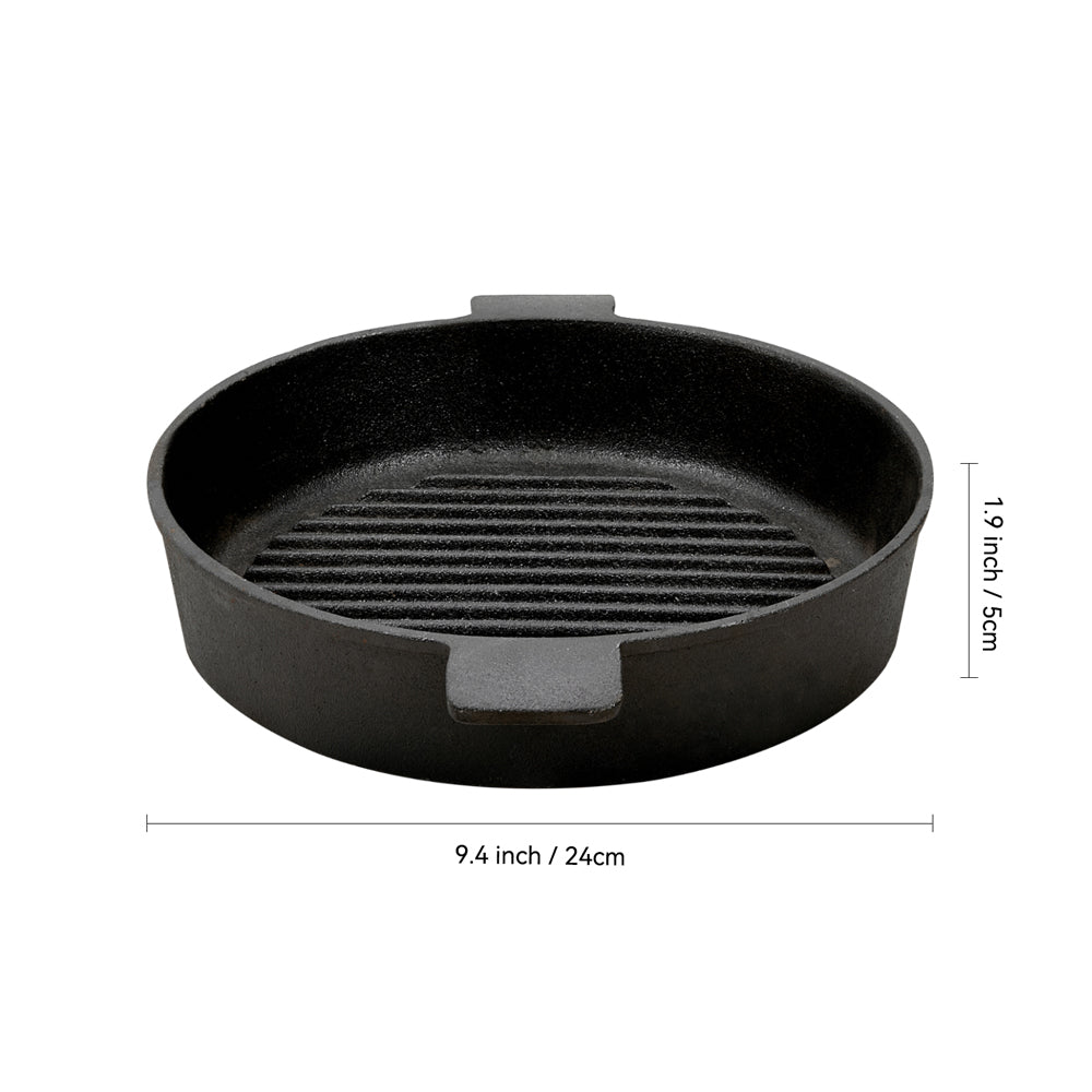 Smaller grill pan on white marked 24 cm across and 5 cm deep